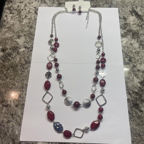 Color Jewelry Color Kohls Necklace And Pierced Earrings Costume Set